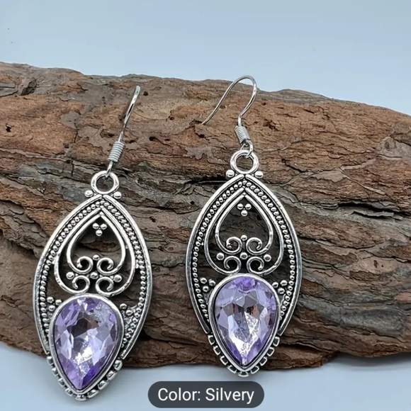 Jewelry - Amethyst Gem Silver Earring